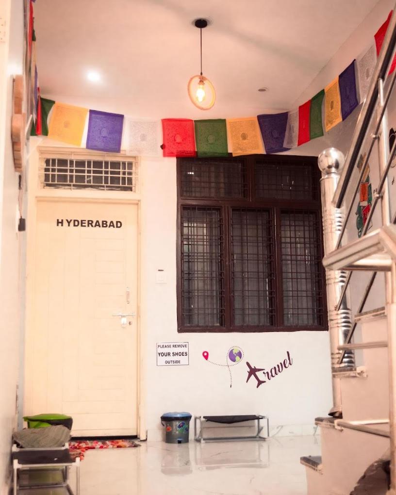 Olt Hostel Ришикеш Экстерьер фото