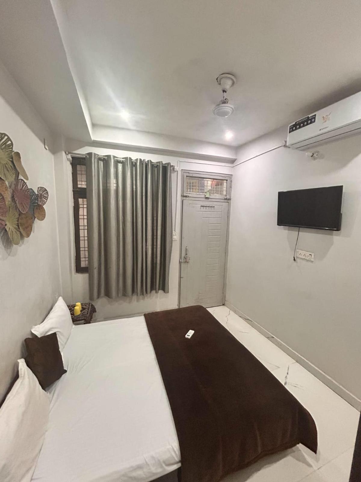 Olt Hostel Ришикеш Экстерьер фото